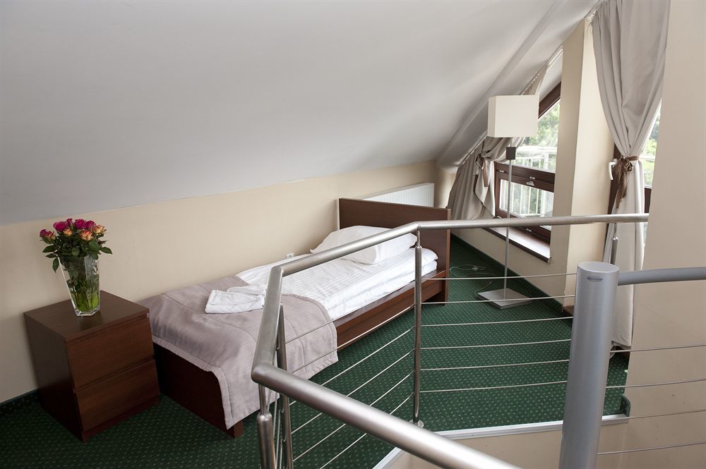 Hotel Diament 3*
